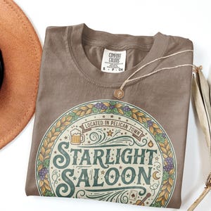 Vintage Starlight Saloon T-Shirt, Located in Pelican Town Graphic Tee, Retro Unisex Shirt, Classic Saloon Design Top