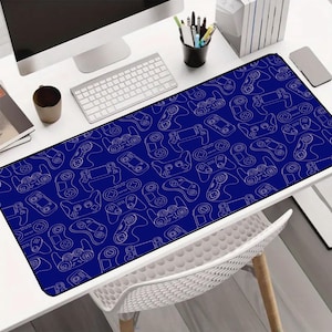 Retro Gaming Mat Controller Desk Pad, Large Gaming Mouse Pad, Non-Slip Base, Durable Office Mat, Perfect Gift for Gamers