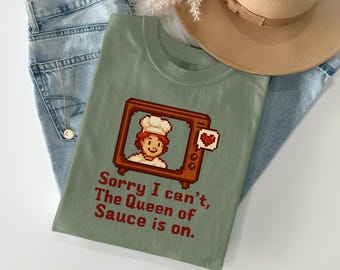 Stardew Valley T-Shirt Queen of Sauce Video Game Tee Cozy Gaming Shirt Stardew Valley Merch Retro Gaming Shirt Stardew Valley Gift Gamer