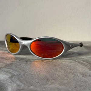 Oakley Minute Red - Etsy