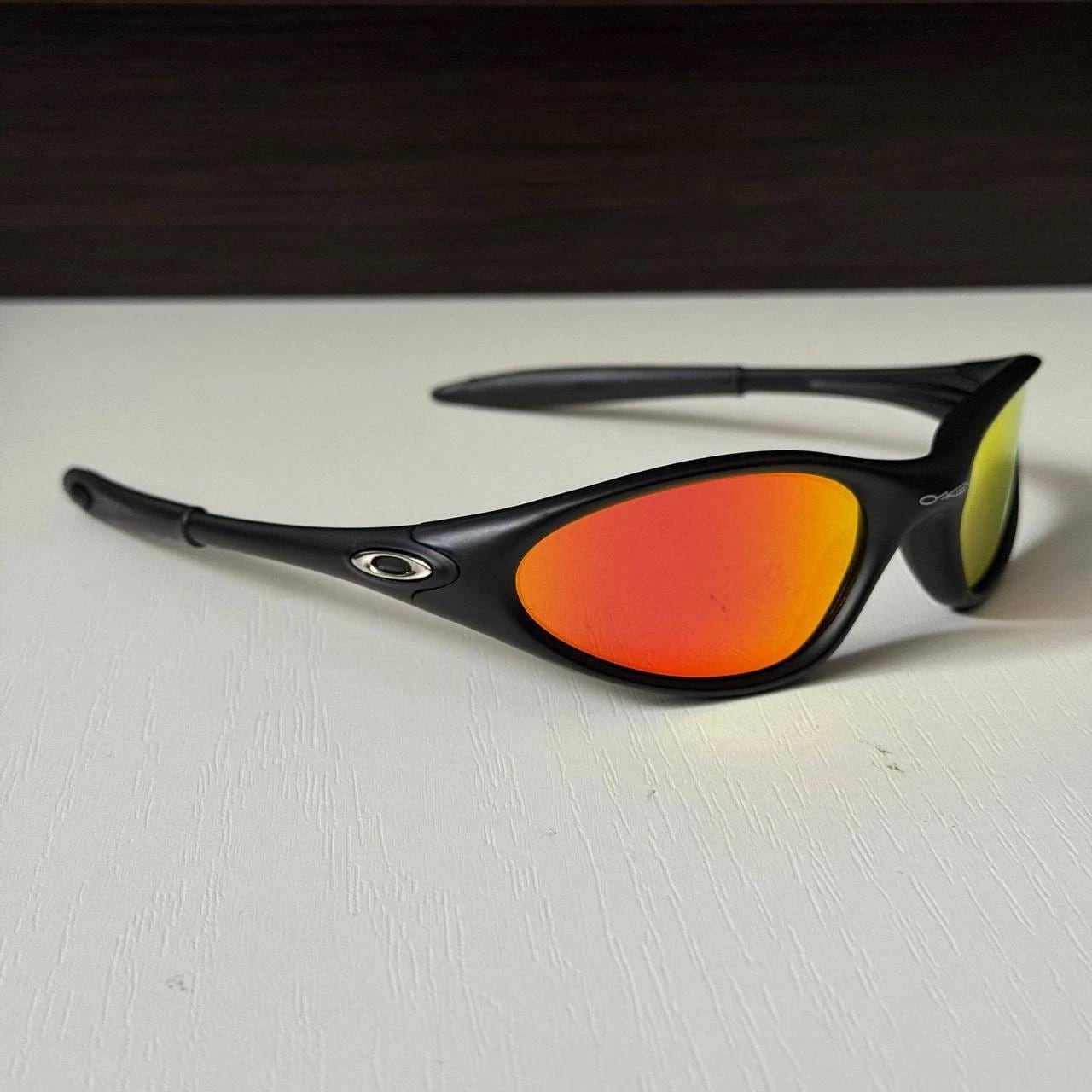 小物 archive Oakley MINUTE 1.0 Eyewear Oakley Minute 1.0 Black Sunglasses Red Iridium Lenses Gorpcore