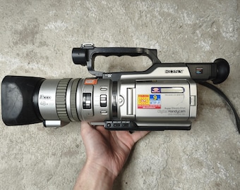 NEW Sony DCR-VX2200E PAL Digital Video Camera Recorder Minidv