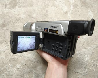 ビンテージビデオカメラ Sony DCR-TRV240E Pal Digital 8 ハンディカム