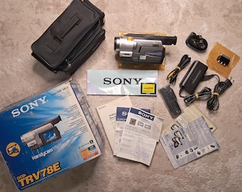 GIFT Full Set Sony Handycam CCD-TRV36E Video Hi8 Camera Camcorder