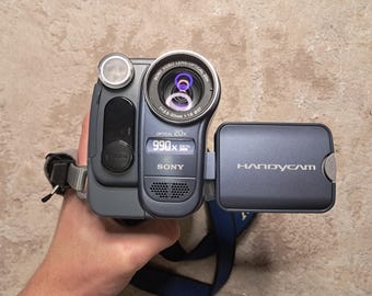 Sony HVR-Z7U High Definition HDV Minidv 1080i Video Camcorder W