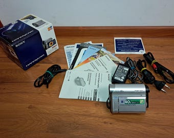 ソニー ハンディカム DCR-TRV33E ビデオカメラ ミニ DV