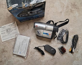 G6希少✨SONY Video8 ハンディカムプロ ビデオカメラ レトロカメラ SONY CCD-TR67 ハンディカム ビデオ8 XR ビデオカメラ - Etsy 日本