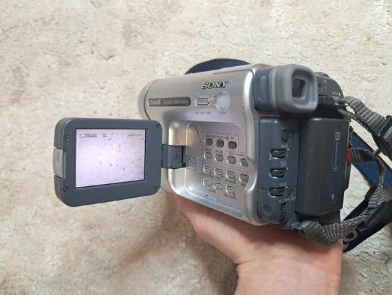 Sony Handycam DCR-TRV265E Digital 8 Camcorder Player Video
