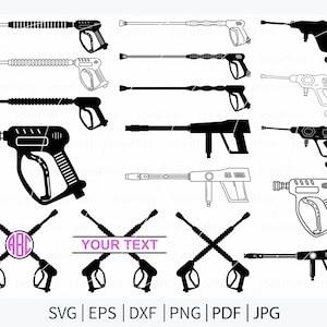 Puede incluir: Una colección de diseños de pistolas de lavado a presión en blanco y negro. La imagen incluye varios estilos de pistolas de lavado a presión, pistolas de lavado a presión cruzadas y un diseño con el texto "YOUR TEXT". La imagen también incluye el texto "SVG | EPS | DXF | PNG | PDF | JPG".