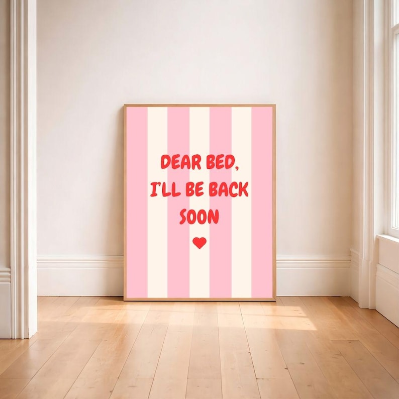 Grappige muurdecoratie voor de slaapkamer, set van 3 – Roze en rode posters met citaten, humoristische decoratie voor de ochtend/avond, esthetische kamerdecoratie (digitale download) afbeelding 6
