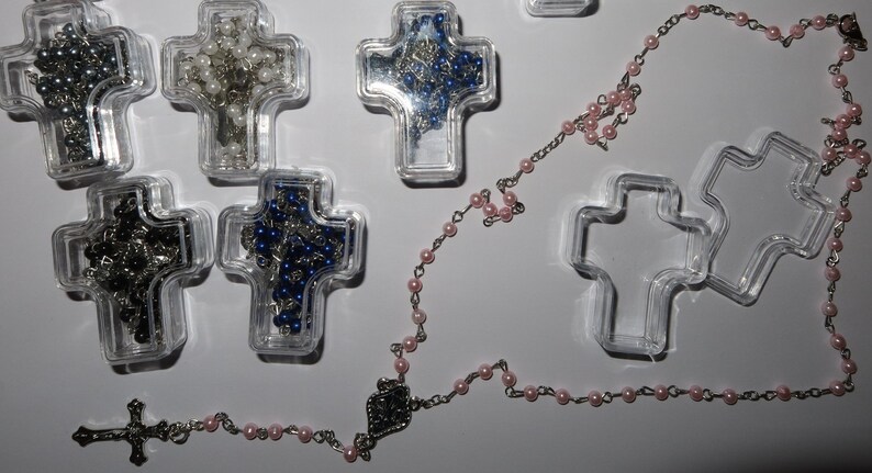 10 personalized rosary in a clear cross box party favors with initial letter on bags baby shower baptism Memorial First Communion Wedding