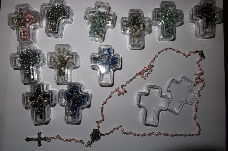 10 personalized rosary in a clear cross box party favors with initial letter on bags baby shower baptism Memorial First Communion Wedding