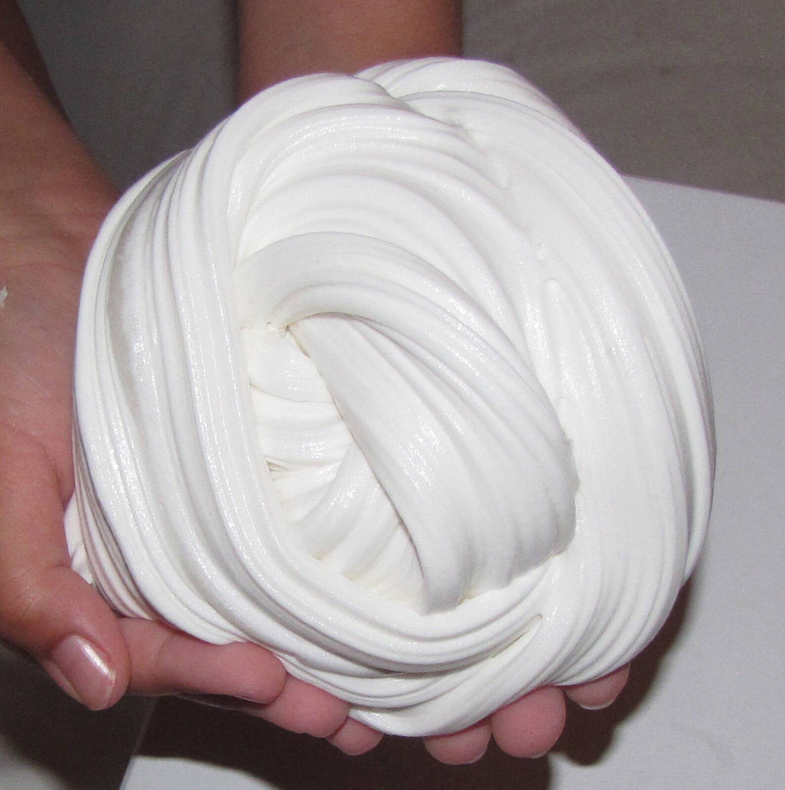 Large fluffy slime 12 oz white party favors gifts stress Etsy.de