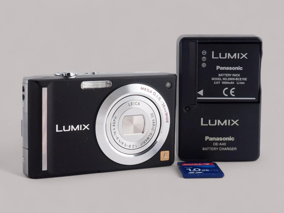 Digital Camera Panasonic Fx55 Panasonic LUMIX FX DMC-FX55 シルバー