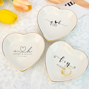 Personalized Engagement Ring Dish,Initials and Date Jewelry Dish,Wedding Ring Dish for Her,Couples Gift,Ring Holder Dish,Anniversary Gift