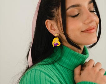 Rapunzel och Pascal örhängen i metakrylat och rostfritt stål