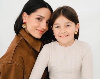 Harry Potter örhängen – Guld Snitch, i metakrylat och rostfritt stål