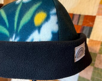 Teeny Fleece Beanie - Flowers 2 Tone