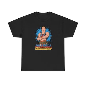 Bobby Hill-Man: Propane-Powered Parodie, 80er Jahre Cartoon Crossover MashupLustiges grafisches T-Shirt, Unisex Baumwollhemd, Humor Geschenk, lässiges Meme Top