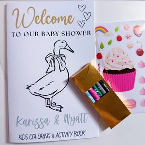 Gepersonaliseerde babyshower kleurboek met kleurpotloden en stickers