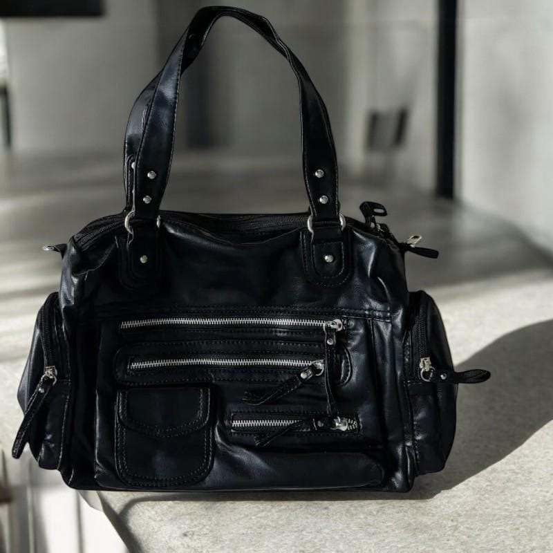 Apple メッセンジャーバッグ messenger bag y2k黒/グレー Apple メッセンジャーバッグ - メルカリ