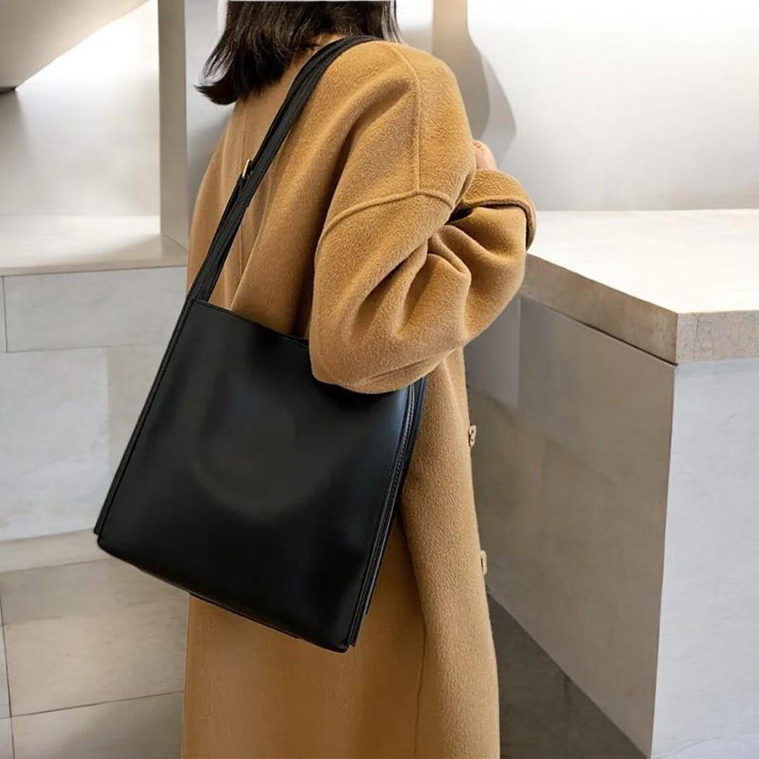 Women's Large Shoulder Bag