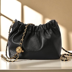 Leather Purse Crossbody Bag for Women - Small Shoulder Handbag, Trendy Purse, Designer Fashion Bag, Y2K Hobo Style Tote Bag, Messenger Bag