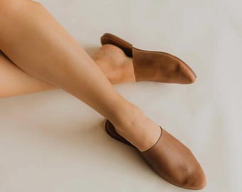 Handmade Moroccan Babouche Slippers for Women – Soft Leather Mules, Sheepskin Slip-Ons, Boho House Shoes, Cozy Gift