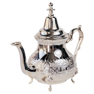 Moroccan Nickel Silver Teapot – Handcrafted Engraved Metal Teapot for Traditional Mint Tea – Elegant Vintage Moroccan Tea Kettle