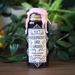 Persephone-minidrankje: Griekse mythologie, TTRPG-rekwisiet, boekenplankdecor, fantasiecadeau
