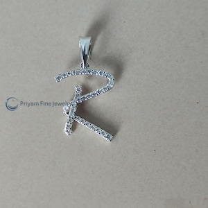 0.75 CT Diamond Initial Pendant – Personalized Letter “R” Necklace in 18K Gold, Elegant & Timeless