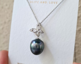 11mm+ Tahitian Pearl Pendant Necklace | Green Blue Purple White Gold Vermeil Butterfly pendant Sea Pearl Jewelry Pearl Anniversary Gifts