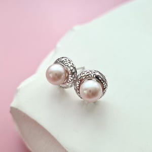 Süßwasser Perle Ohrstecker Rosa Perle Ohrringe Zierliche Süßwasser Perle Schmuck Beste Freundin Geschenke für ihre Brautjungfern