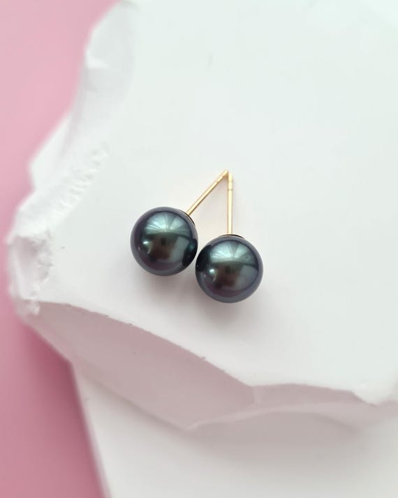 8mm Tahitian Pearl Stud Earrings 18k Gold Dark Green Pink Sheen