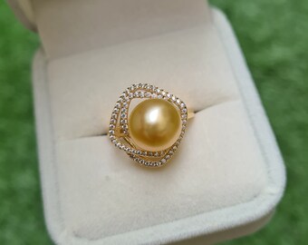 South Sea Pearl Ring with Cubic Zirconia Halo - 18k White Gold Vermeil - Sea Pearl Jewelry - Everyday Jewelry - Cocktail Classy Ring