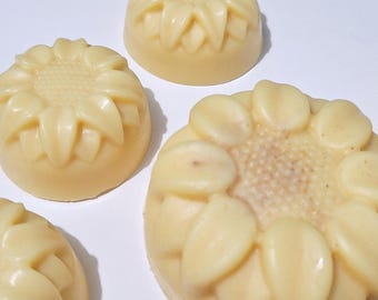 Chamomile Lotion Bar: Honey Oatmeal Scent, Mango Shea Butter, Collidal Oats