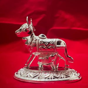 10 gram Pure silver gift,Pure silver cow idol Pooja gift,silver Return gift for housewarming,baby shower, wedding with decorative pouch