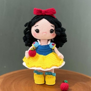 Snow White Amigurumi Doll, Handmade Princess Crochet Doll, Crochet Disney Doll, Halloween Gifts, Birthday Gifts