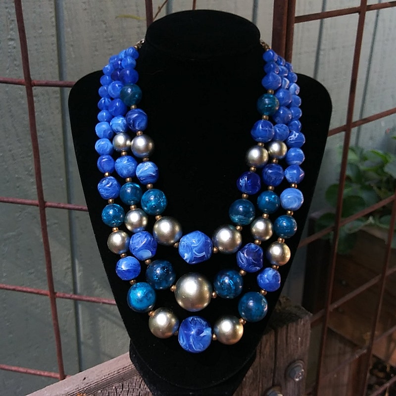 Pearl Lucite Bead Statement Necklace main image 0