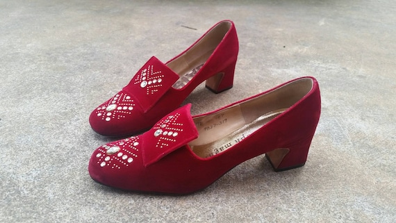 Velvet Pumps Red Velvet Pumps 1960s Red Velvet Pu… - image 1