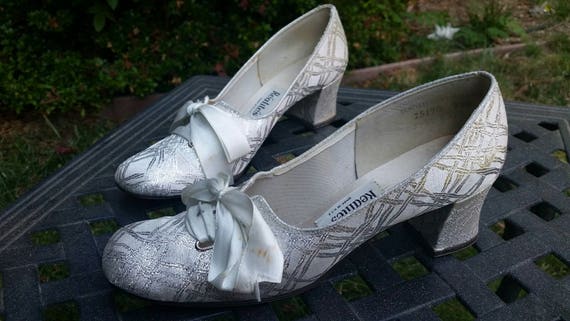 Vintage 1960s Pumps 60s Mod Pumps Silver Lurex Pum
