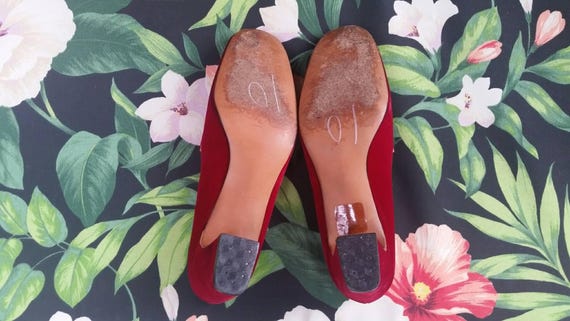 Velvet Pumps Red Velvet Pumps 1960s Red Velvet Pu… - image 9