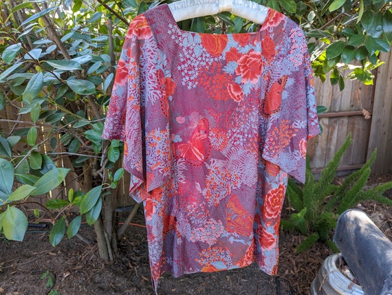 Butterfly Top Kimono Sleeves Vintage 1970s 1980s … - image 3