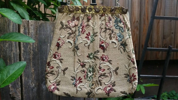 Vintage Tapestry Handbag 1950s 1960s Elegant Flor… - image 5