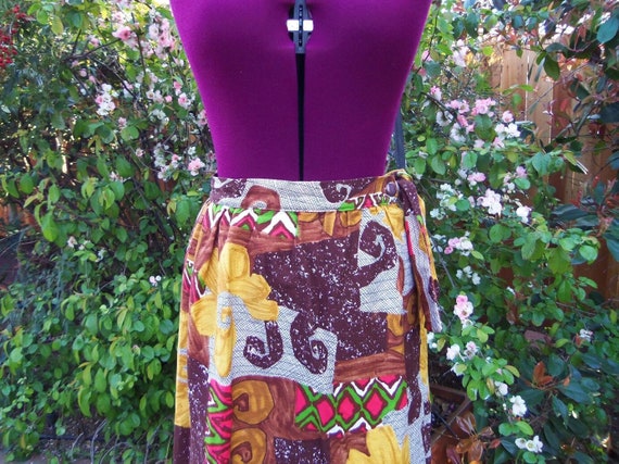 Hawaiian Maxi Skirt Tribal Tiki Luau Vintage Wrap… - image 1