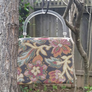 MCM Tapestry Bolso Reversible Bolso Vintage Mid Century 1950s Bolso Tapiz Floral Monedero Lucite Mango L y M Bolsos de Edwards