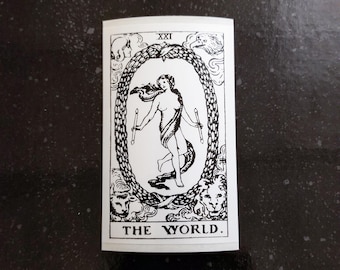 Pegatina de Tarot EL MUNDO 4 x 2" [Vinilo resistente a la intemperie] Carta Ocultismo Adivinación Esoterismo Magia Sigilo Muerte Diablo Arcángel Espadas RWS