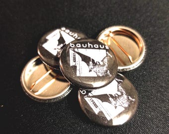 BAUHAUS 1-inch [Pin / Button / Abzeichen] — [Clan of Xymox Siouxsie Killing Joke Christian Death Specimen Tradgoth Post Punk Emo Goth 80er 90er]