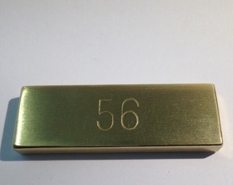 Personalisierter Briefbeschwerer aus Messing, minimalistisches Schreibtischzubehör