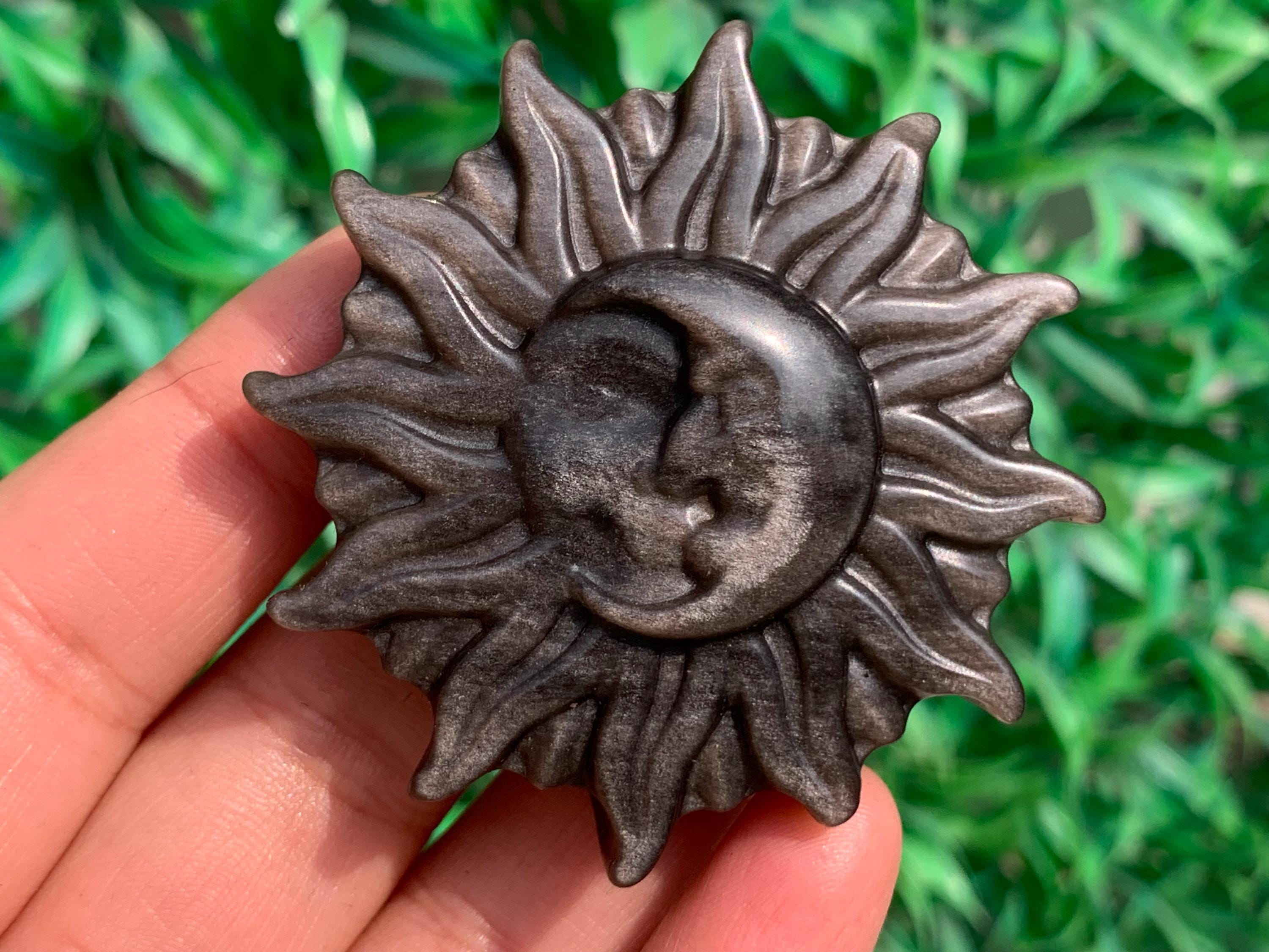 手彫りの銀黒曜石水晶：太陽と月の頭蓋骨の装飾 - Etsy 日本